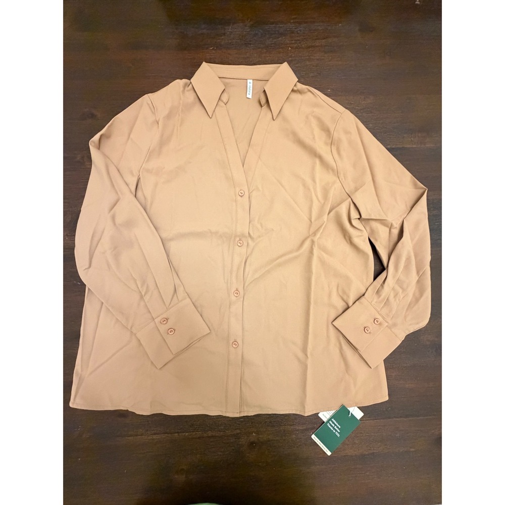 Halara Women XL Tan Long Sleeve Button Down Blouse V-Neck Stretch Top NWT